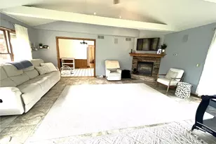 4423 Barrington Dr, Austintown, OH 44515 - Photo 5