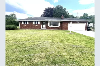 4423 Barrington Drive, Austintown, OH 44515 - Photo 1