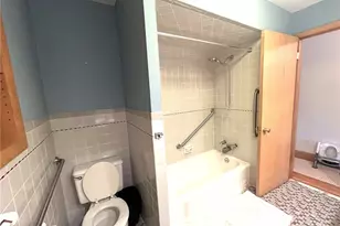 4423 Barrington Dr, Austintown, OH 44515 - Photo 9
