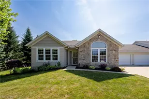 242 Woodbury Cir, Kidron, OH 44618 - Photo 25