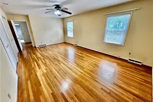 1160 Lisa Ann Dr, Akron, OH 44313 - Photo 33