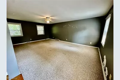 1160 Lisa Ann Drive, Akron, OH 44313 - Photo 27