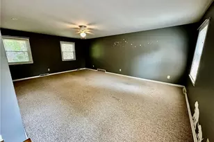 1160 Lisa Ann Dr, Akron, OH 44313 - Photo 27