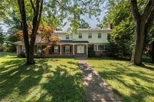1160 Lisa Ann Dr, Akron, OH 44313 - Photo 1