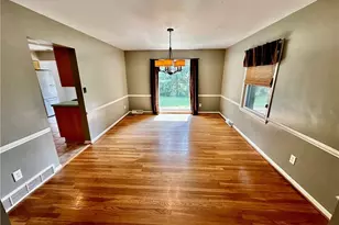 1160 Lisa Ann Dr, Akron, OH 44313 - Photo 9