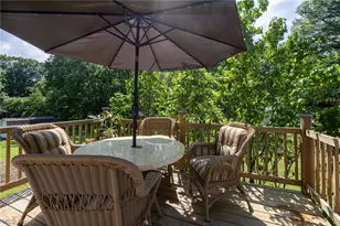 5504 Donner Dr, New Franklin, OH 44216 - Photo 9