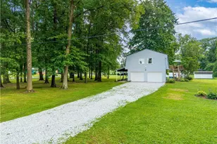 5504 Donner Dr, New Franklin, OH 44216 - Photo 3