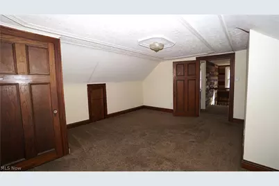 1448 Creighton Avenue, Akron, OH 44310 - Photo 45