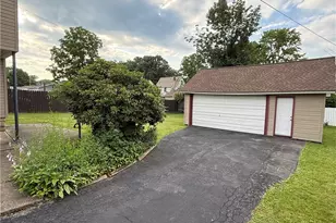 34 Maple Dr, Boardman, OH 44512 - Photo 3
