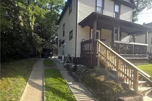 477 Bishop St, Akron, OH 44307 - Photo 23