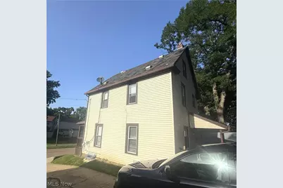 477 Bishop Street, Akron, OH 44307 - Photo 25