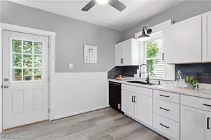 709 Columbus Ave NW, Canton, OH 44708 - Photo 9
