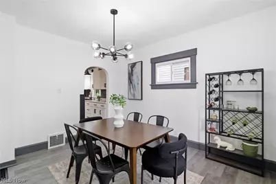 709 Columbus Ave NW, Canton, OH 44708 - Photo 7