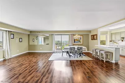 12500 Edgewater Drive #1201, Oakwood, OH 44107 - Photo 3