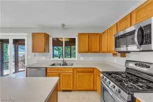 467 Canterbury Ln, Northfield, OH 44067 - Photo 11
