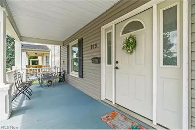 915 Auburn Place NW, Canton, OH 44703 - Photo 3