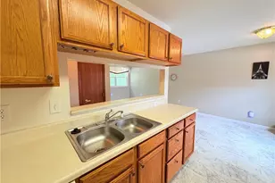 3662 Colony Hill Dr, Zanesville, OH 43701 - Photo 11
