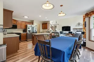 10313 Dayflower Dr, Twinsburg, OH 44087 - Photo 17