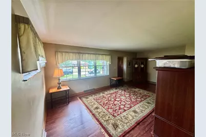102 Willinda Drive, St Clairsville, OH 43950 - Photo 5