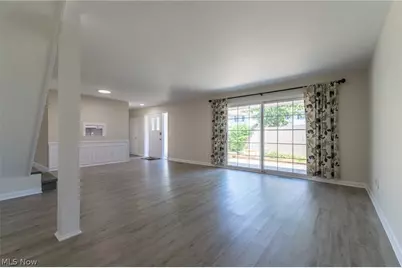 7970 Mentor Avenue #D01, Mentor, OH 44060 - Photo 5