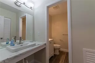 7970 Mentor Ave, Mentor, OH 44060 - Photo 19