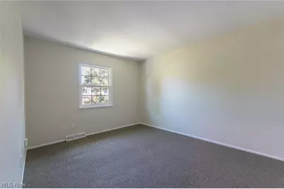 7970 Mentor Avenue #D01, Mentor, OH 44060 - Photo 17