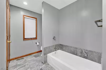 2184 Cornell Road, Loveland, OH 44106 - Photo 23