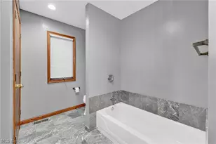 2184 Cornell Rd, Loveland, OH 44106 - Photo 23
