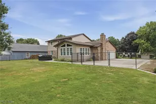 1581 Pine Cone St NW, North Canton, OH 44720 - Photo 41