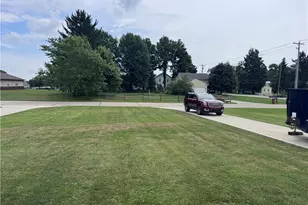 9112 Skypark, Wadsworth, OH 44281 - Photo 7