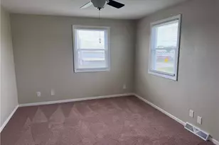 9112 Skypark, Wadsworth, OH 44281 - Photo 11