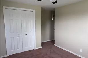 9112 Skypark, Wadsworth, OH 44281 - Photo 17