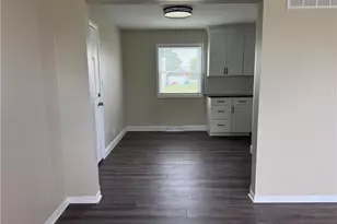 9112 Skypark, Wadsworth, OH 44281 - Photo 9