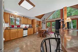 2770 Sylvia Ave, Jefferson, OH 44047 - Photo 9