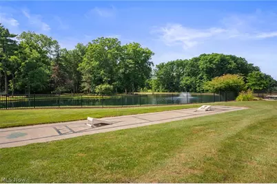 6300 Greenwood Parkway #406, Sagamore Hills, OH 44067 - Photo 23