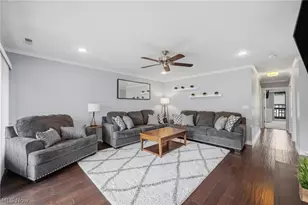 6300 Greenwood Pkwy, Sagamore Hills, OH 44067 - Photo 11