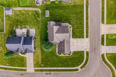 12504 Estate Avenue NW, Uniontown, OH 44685 - Photo 7