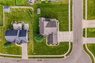 12504 Estate Ave NW, Uniontown, OH 44685 - Photo 7