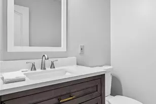 5882 Indian Crk Cir NW, Canton, OH 44718 - Photo 7