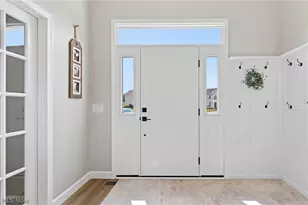 32110 Cozy Meadow Ct, North Ridgeville, OH 44039 - Photo 5