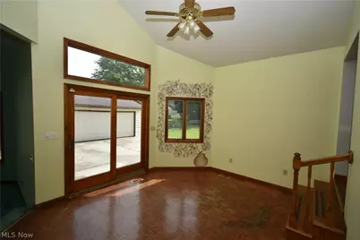 209 Sipple Avenue, Amherst, OH 44001 - Photo 9