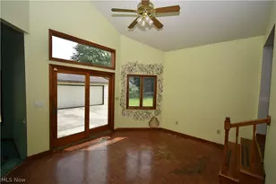 209 Sipple Ave, Amherst, OH 44001 - Photo 9