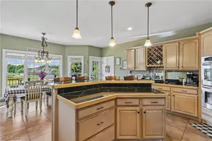 197 Homestead Dr, Columbiana, OH 44408 - Photo 9