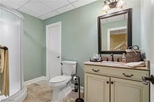 197 Homestead Dr, Columbiana, OH 44408 - Photo 37