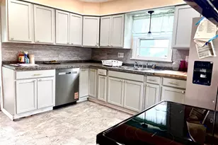 809 Delia Ave, Martins Ferry, OH 43935 - Photo 9