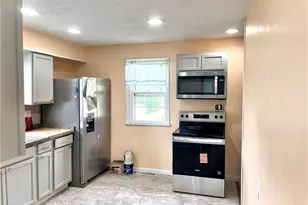 809 Delia Ave, Martins Ferry, OH 43935 - Photo 11