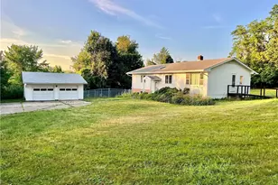 8238 Center Rd, Ashtabula, OH 44004 - Photo 23