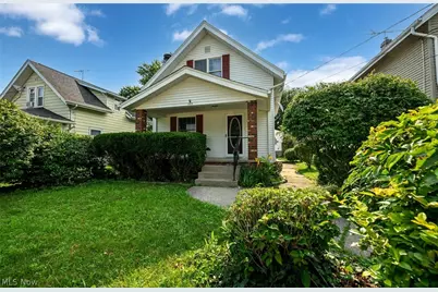553 Princeton Avenue, Barberton, OH 44203 - Photo 1