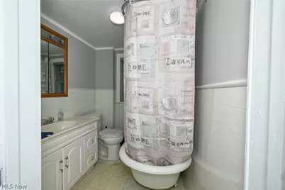 553 Princeton Avenue, Barberton, OH 44203 - Photo 13