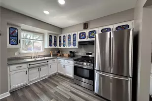 1096 Birch Ln, Loveland, OH 44109 - Photo 5